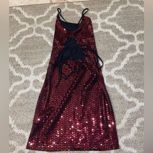 Women’s body con dress - red and black